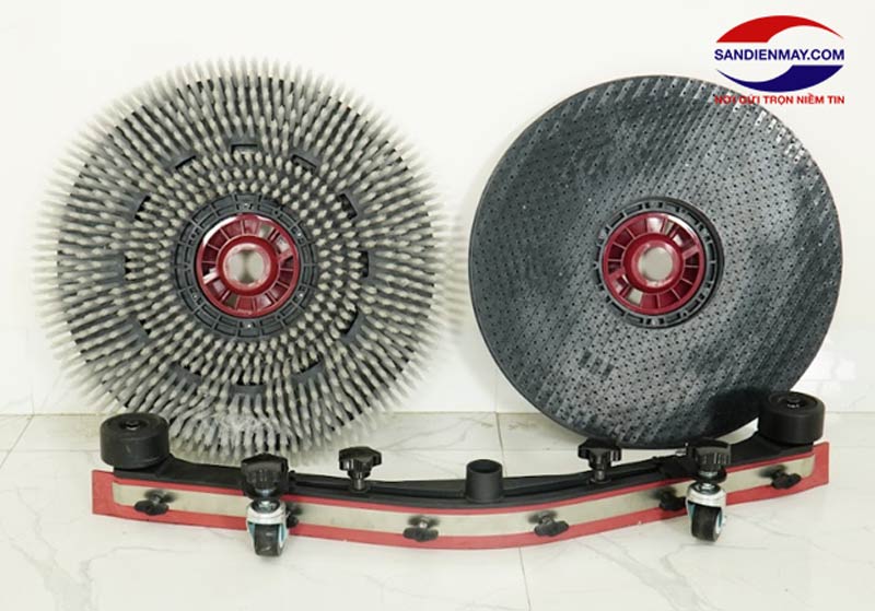 Phụ kiện máy chà sàn Palada giúp làm sạch mọi loại vết bẩn cứng đầu